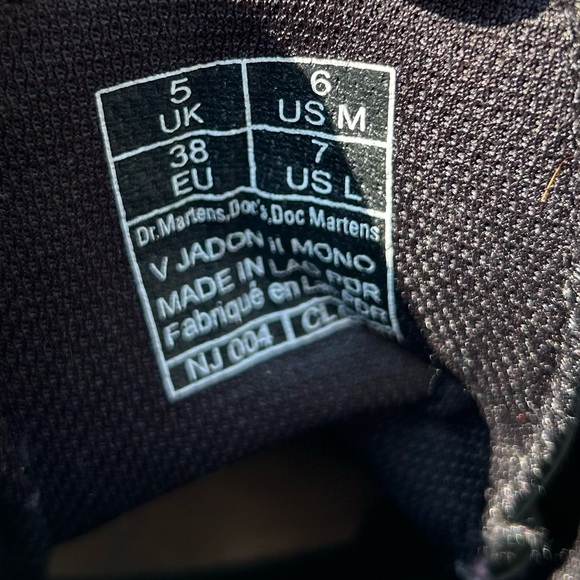 Dr Martens Vegan Jadon II Boot Mono Platforms EUC - Picture 7 of 8